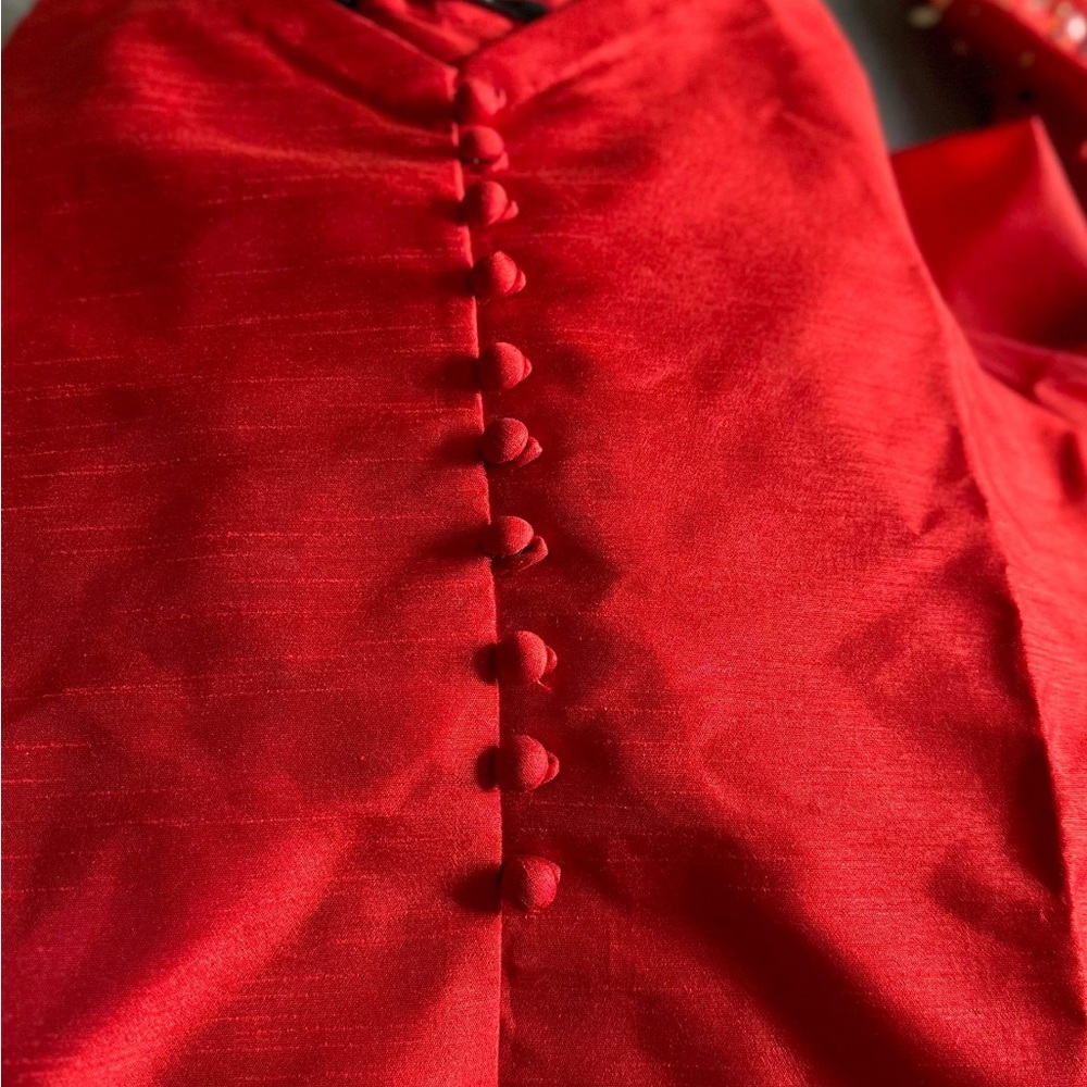 Brand new xl shalwar kameez - Picture 2 of 5